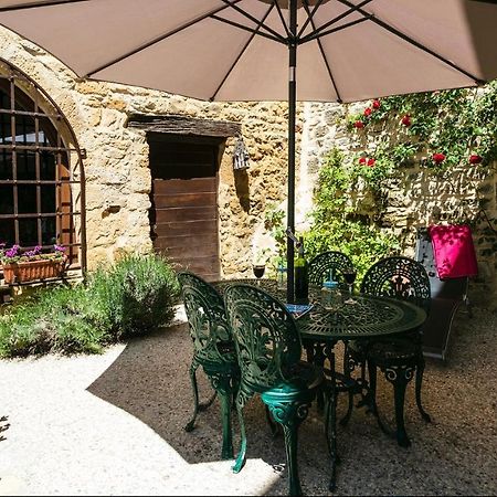 Au Coeur De Beynac, Une Maison De Caractere Avec Jardin Terrasse Buitenkant foto